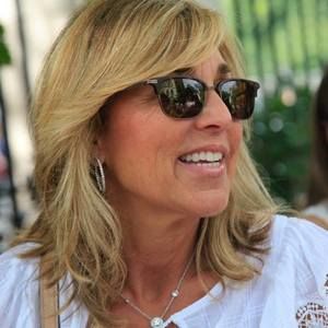 Meet your Posher, Helaine